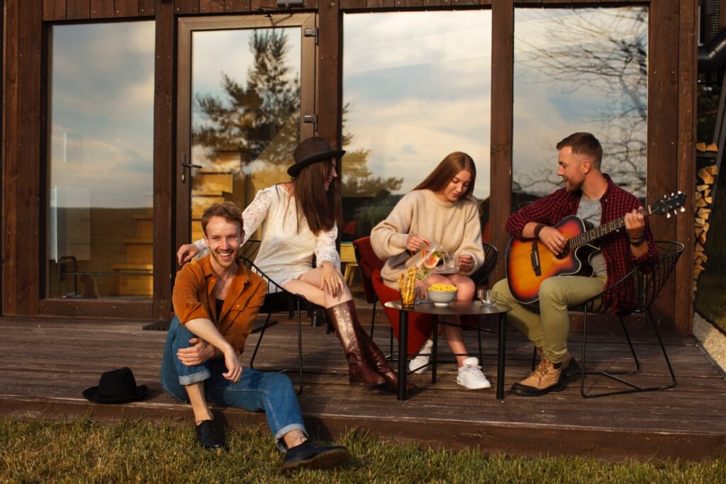 Region Wielkich Jezior, z jego malowniczymi krajobrazami i bogatą ofertą rekreacyjną, od lat przyciąga miłośników przyrody i aktywnego wypoczynku