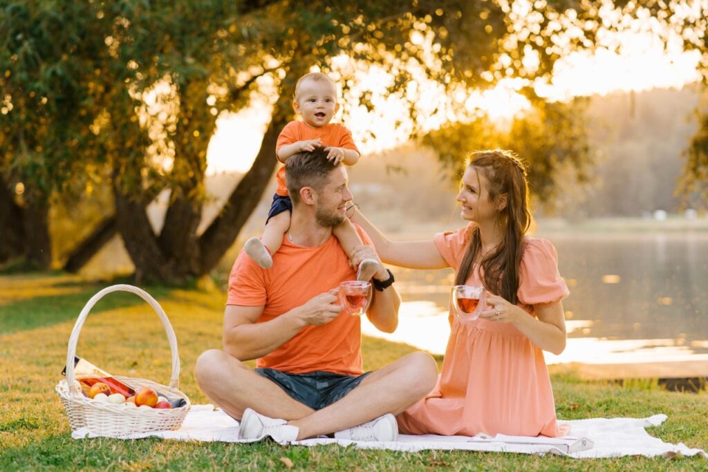 Zarządzanie działką nadwodną wiąże się z szeregiem regulacji prawnych mających na celu ochronę środowiska wodnego